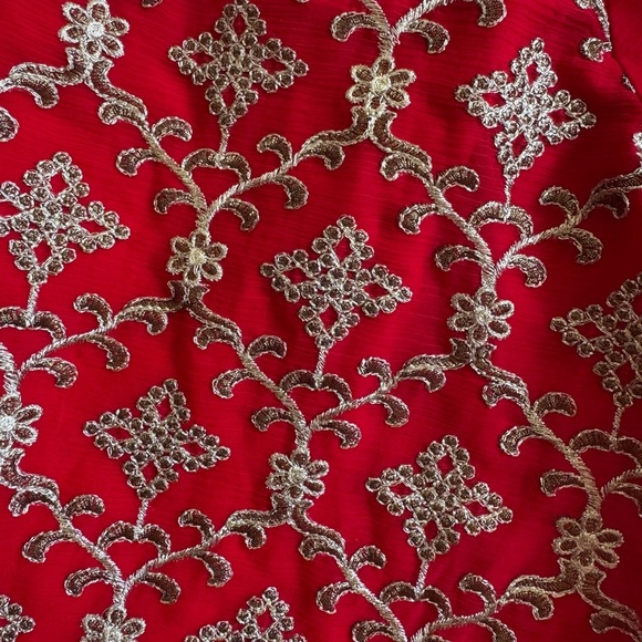 Elegant Red Embroidered Dress - Picture 8 of 14